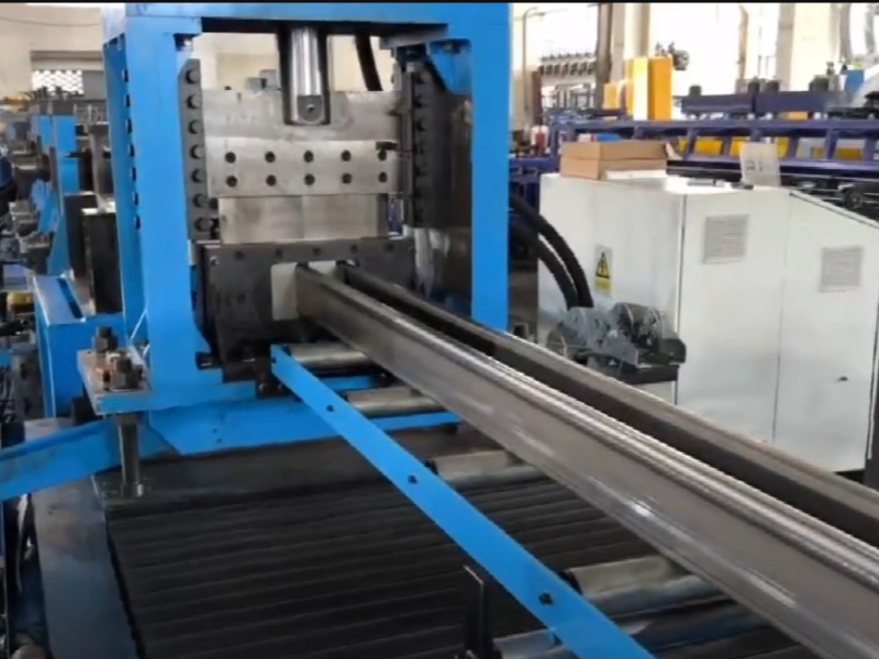 M-section-roll-forming-machine